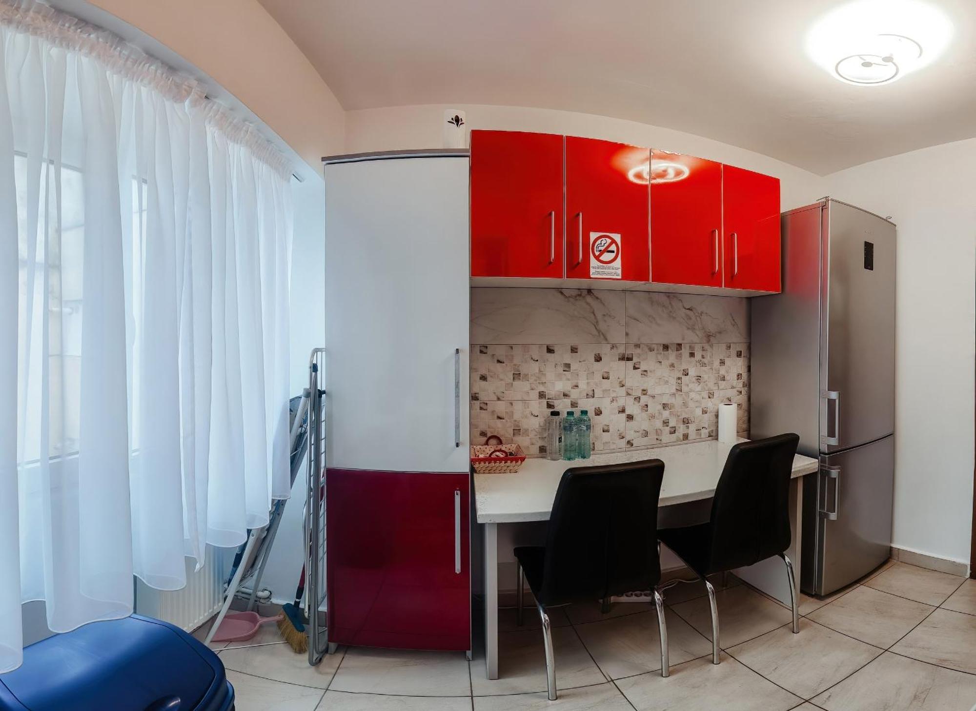 Luxury Radox Apartment Buzau City Center Bagian luar foto